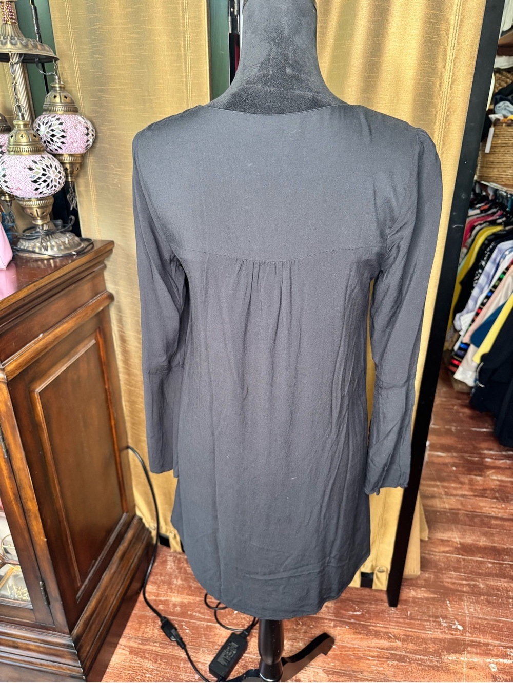 Andre by Unit Embroidered Floral Shift Dress Small Black Boho Tunic Dress - Picture 4 of 9